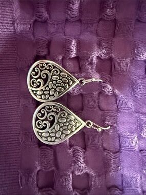 Silver Teardrop Filigree Earrings - Purple
